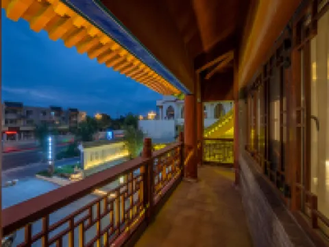 Kaifeng Millennium City Park Gulou Public Square | Yuhefu Classical Garden Resort Hotel Hotels in Kaifeng