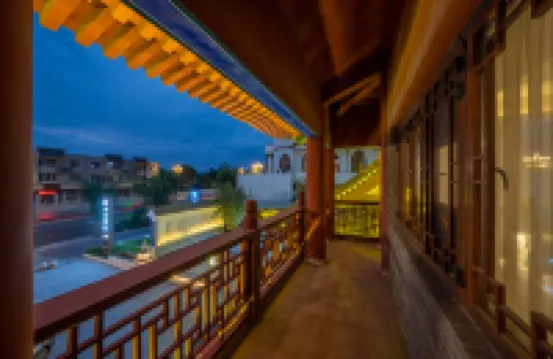 Kaifeng Millennium City Park Gulou Public Square | Yuhefu Classical Garden Resort Hotel
