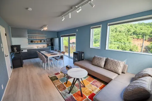 Adult villa with sauna, BBQ & fire pit, Mt. Fuji & lake view — COCO VILLA YAMANAKAKO - Luxury