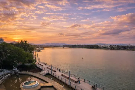 Huong Giang Hotel Resort & Spa