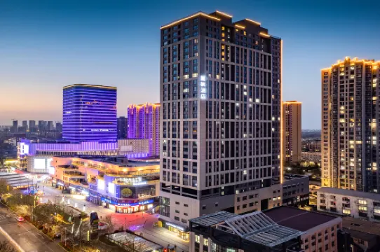 Lavande Hotel (Xuchang Jinhui Plaza Pang Donglai Angel City)