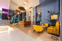 โรงแรม อินวิคตัส - ที่มีบาร์