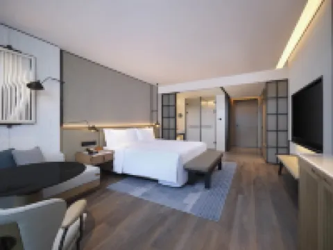 Sheraton Ningbo Yinzhou Hotel