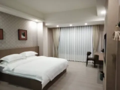 文山君瀾民宿（文山七花廣場城北客運站店）