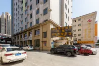 Xiyuan Jinrun Hotel (Longli North Station) - Parking