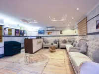 MG Crown Hotel 3 Hotels near Quba