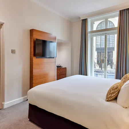 Thistle London Piccadilly Отели рядом с достопримечательностью «Театр Критерион»