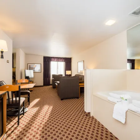 Crystal Inn Hotel & Suites - Great Falls