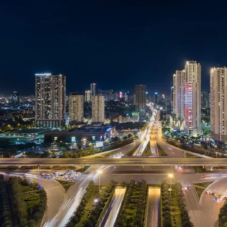 TRUNG HOME - Vinhomes D'Capitale Apartment I Hanoi Centre Отели рядом с достопримечательностью «Университет Естествознания»