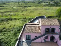 Le Decime Retreat Hotels in Mascali