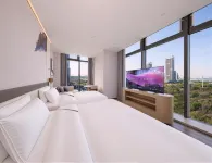 Elong Hotel (Qingdao Oriental Movie Metropolis