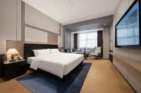 Jiangmen LOFEI Luofei Design Hotel (XinhuI Mingyuan Xintiandi Plaza)