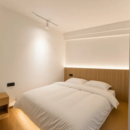 Jijian Qingshan Homestay (Yangshuo Shili Gallery Yulong River Scenic Area)