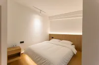 Jijian Qingshan Homestay (Yangshuo Shili Gallery Yulong River Scenic Area)