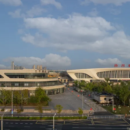 JI Hotel (Yangzhou East High-Speed Railway Station)