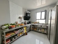 Jiangzhou Elegant Residence Homestay - parking