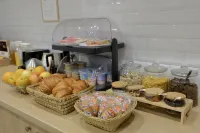 Hipotel Paris Voltaire Bastille - breakfast
