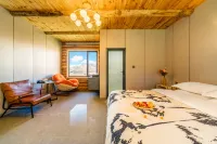 Runi Suoyuan Homestay - Mountain view