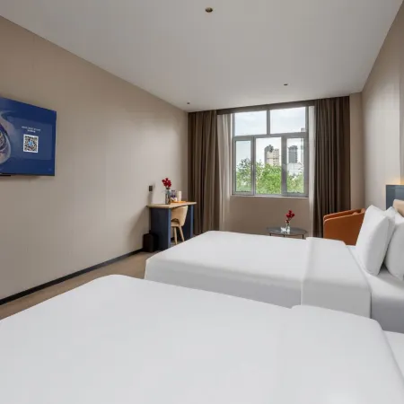 7Days Inn Smart Choice Hotel (Kuytun Youhao Fashion Shopping Center)