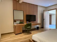 Hamsun Shahrah-e-Faisal Extension - 3-Star
