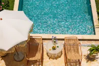 Encore South French Summer Garden Designer Homestay (West Street Kaiyuan Temple Branch) - Pools