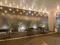 Hound Hotel Sungshin Women's University Branch Отели рядом с достопримечательностью «Храм Кванымса»