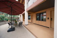 Yubeng Valley Snowland Auspicious Inn - 3-Star