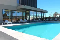 Adonis le Castellet - Pools
