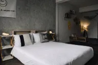 Jingyu Loft Self-service Homestay - Balcony