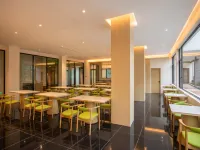 Acorn Forest | Luxury Select Hotel (Hailing Island Dajiao Bay Scenic Area) - พร้อมอาหารเช้า