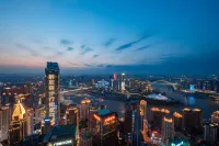 Qianhe Zhixuan High-View Hotel (Jiefangbei Hongyadong)