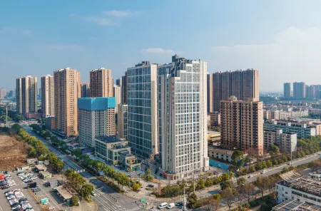 Vienna Hotel (Changsha Xingsha Zhongmao City) Отели рядом с достопримечательностью «Hunan Technical College of Water Resources and Hydro Power»