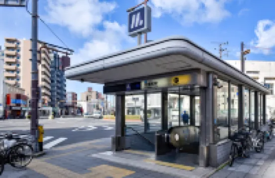 บีแอนด์เทนกะฉายะ