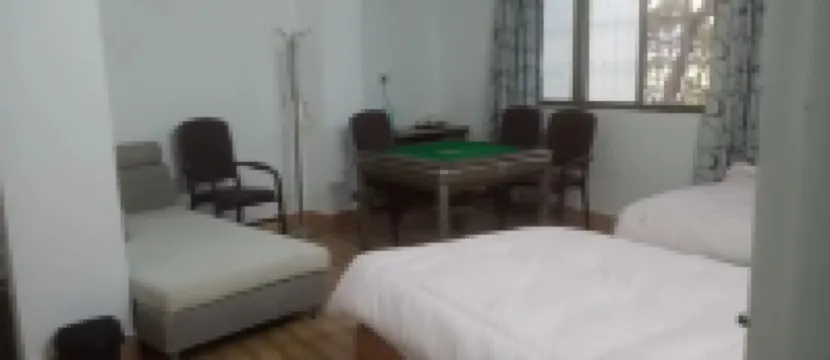 Xunwu Gangwan Business Hotel
