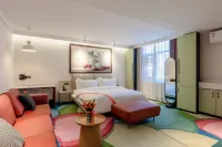 Elong ETANG Hotel (Zhoukou Chuanhui District Wuyi Wenhua Square) فنادق في جَوكَو