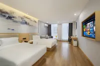 Licheng Hotel (Zhumadian Municipal Government Hualong International Branch)