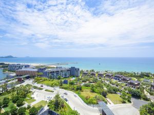 Dongze Seaview Holiday Apartment (Lingshui Xiangxiang Bay Branch)