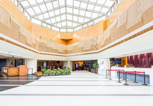 컴포트 스위트 베이징 거실 전경