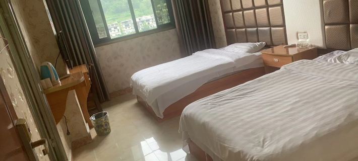 Yanhe Jinyuan Hotel Hotéis em Condado de Yanhe Tujia