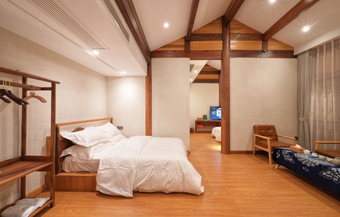 SIHAI HOUSE