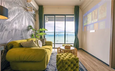 Enjoy Villa Resort Отели рядом с достопримечательностью «Shili Yintan (Shili Silver Beach)»