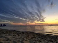 萬科拉維海岸·沐陽海景公寓（鮁魚圈山海廣場店） - 海滩