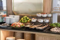 The Quarter Chaophraya by UHG - breakfast