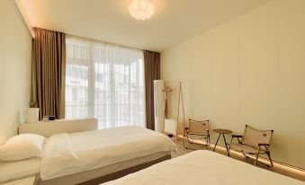 Dongji Inter national Youth Hostel