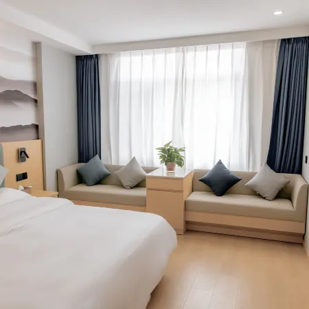 Qingmu Hotel