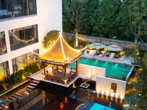 九里·汀溫泉度假飯店（涇縣皖南川藏線青龍潭店）