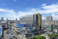 Dongying Rujia Yihe Hotel (Xisan Road Lehuocheng Shopping Plaza) Hotel dekat Dongying Railway Station