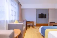 โรงแรมลูจู โคคุไซ ป่อไป่ - 3 ดาว