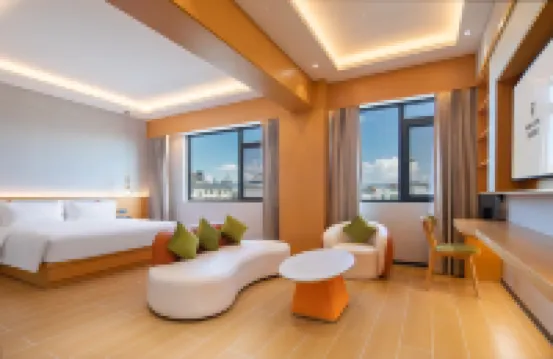 Rezen Pinge Hotel (Xishuangbanna Jinghong Airport Railway Station)