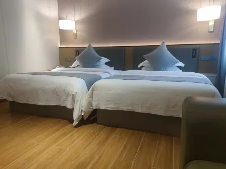 Taixing Resort Отели рядом с достопримечательностью «Huang Manzhai Waterfall»